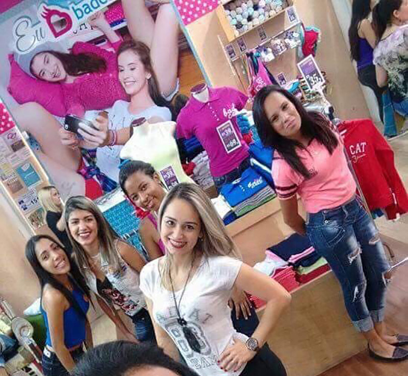 日本で働く 滋賀 経済支える外国人 中 治安良い日本で育児を 母国ブランド店長から工場へ 滋賀 毎日新聞