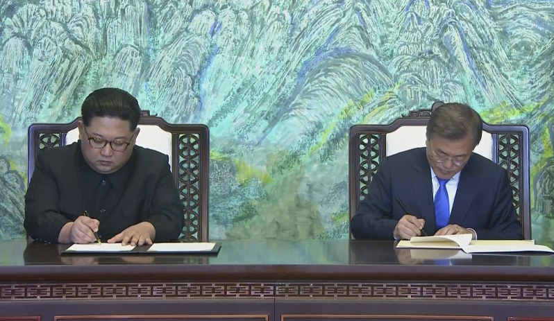 南北首脳会談：「朝鮮半島の完全な非核化」目標 共同宣言 | 毎日新聞