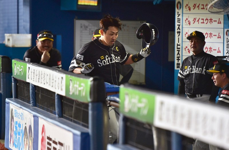 プロ野球：ソフトバンク内川、2000安打秒読み [写真特集5/10