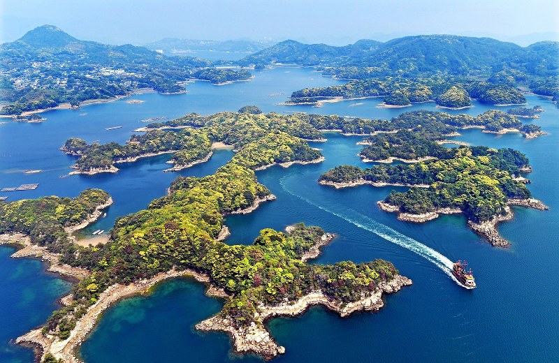 佐世保:新緑に青い海の景観、九十九島 毎日新聞 佐世保:新緑に青い海の景観、九十九島 毎日新聞