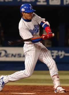 超希少アンダーシャツ ソフトバンク時代の内川選手 - メルカリ