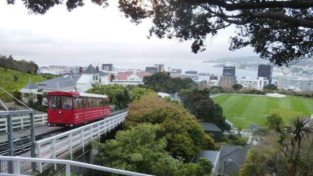 ケーブルカー終点付近から見下ろしたウェリントン市街(写真は筆者撮影)