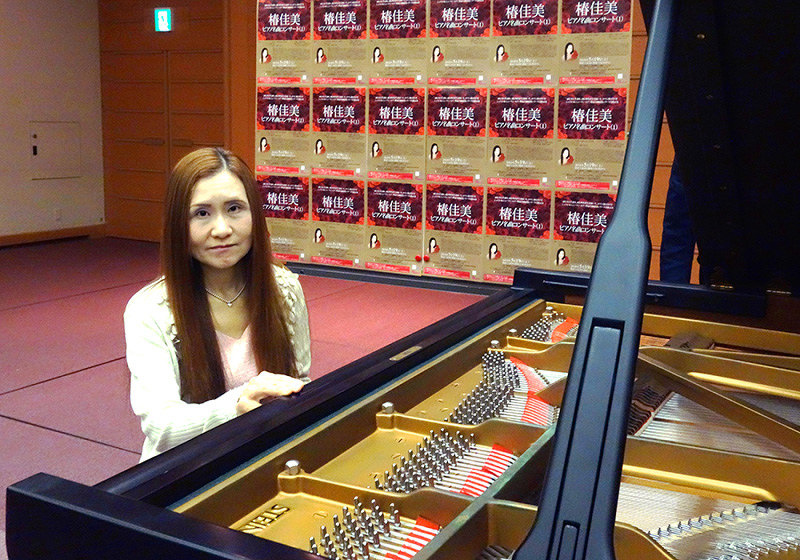 新シリーズ「名曲コンサート」をスタートさせる椿佳美さん=大津市で、濱弘明撮影