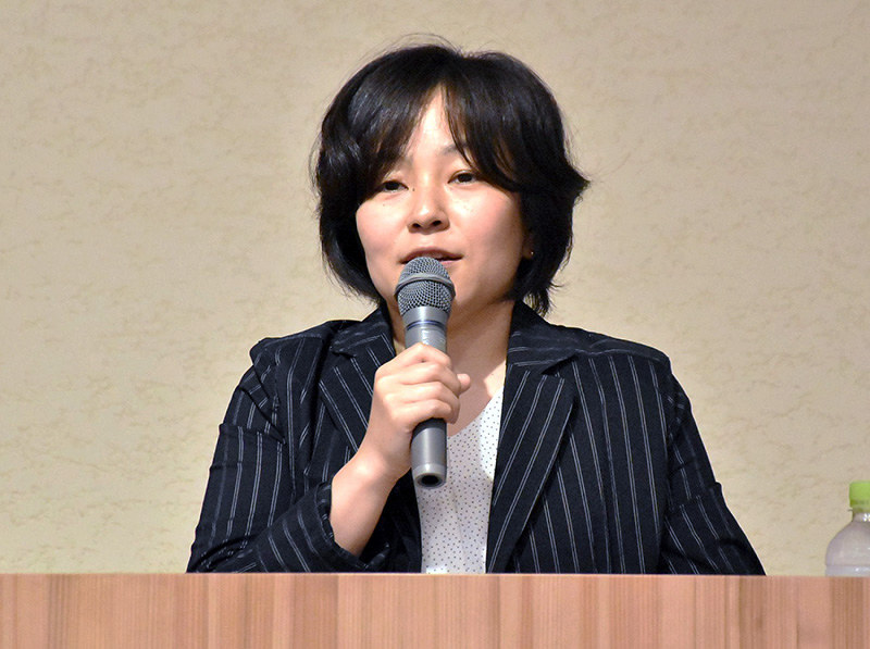 戊辰戦争について語る阿部綾子さん=高知市追手筋2の県立高知城歴史博物館で、松原由佳撮影