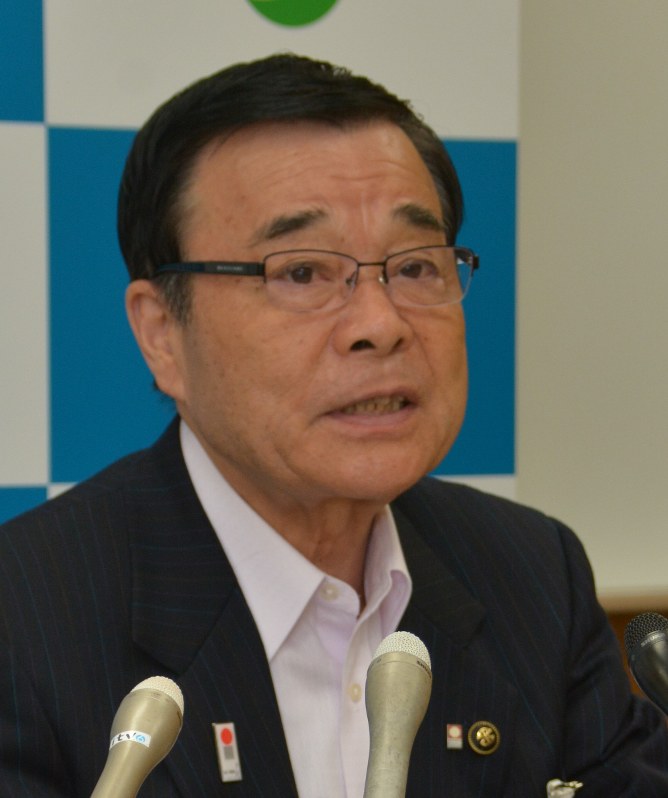 菅良二今治市長=今治市役所で2018年5月29日、松倉展人撮影