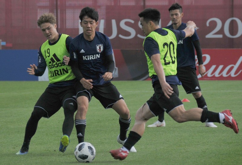サッカー日本代表 控え組活気 次は俺たちが 練習再開 毎日新聞