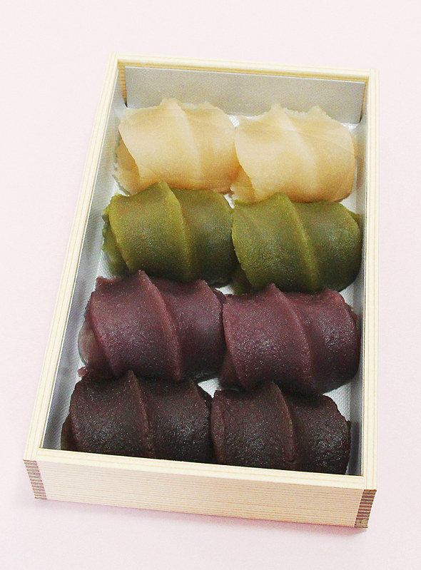 和菓子 赤福 に緑色あんなど加えた４色セット新発売 毎日新聞