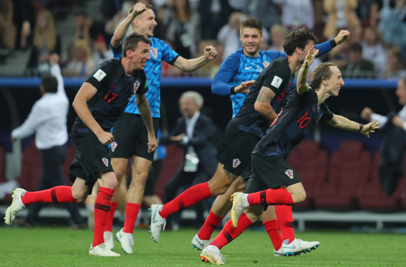 ロシアW杯：クロアチア初の決勝進出 仏と16日未明対戦 | 毎日新聞
