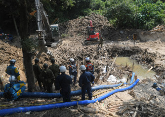 関連記事. 西日本豪雨:死者200