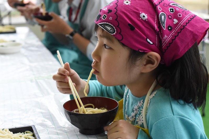 麺食い 列島味便り 地粉うどん 群馬 安中 製麺機復活で地域に絆 毎日新聞