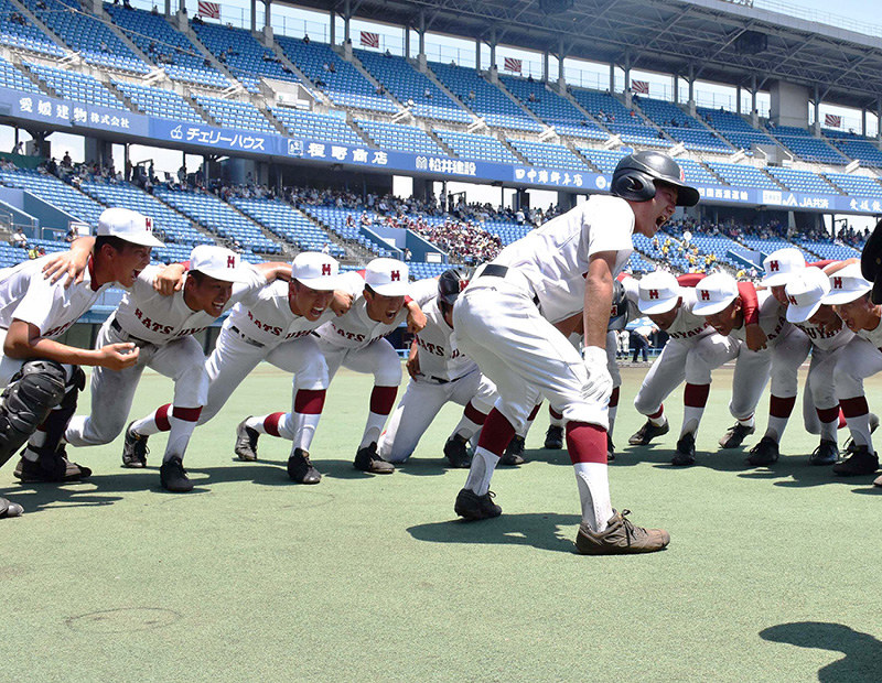 【甲子園優勝校】愛媛県立松山商業高校野球部ユニフォーム　Oサイズ 甲子園優勝校】愛媛県立松山商業高校野球部ユニフォーム Oサイズ