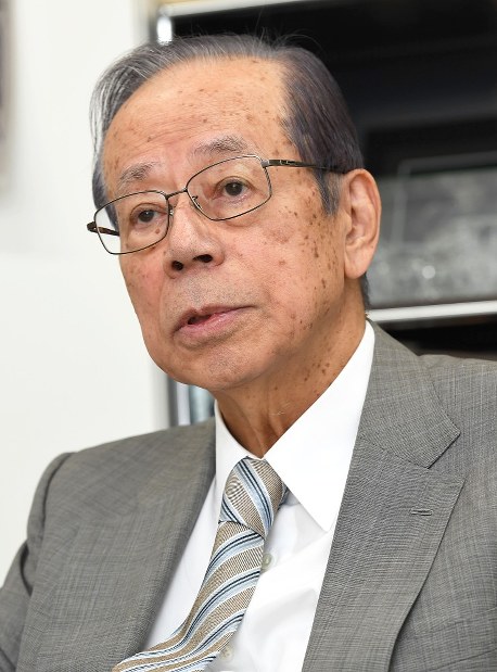 財務省文書改ざん：福田元首相「トップリーダーの責任」 | 毎日新聞