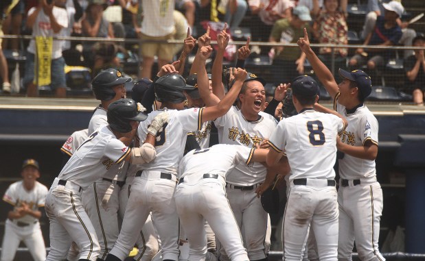 夏の高校野球：前橋育英サヨナラで3年連続4回目V 群馬 | 毎日新聞