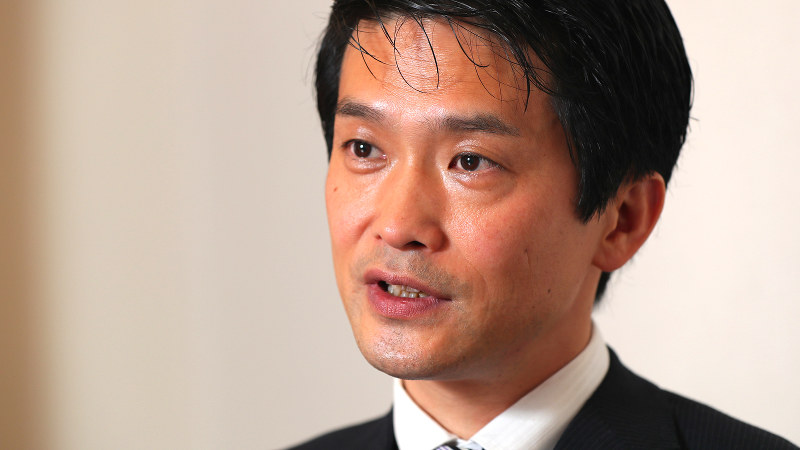 小川淳也氏=長谷川直亮撮影