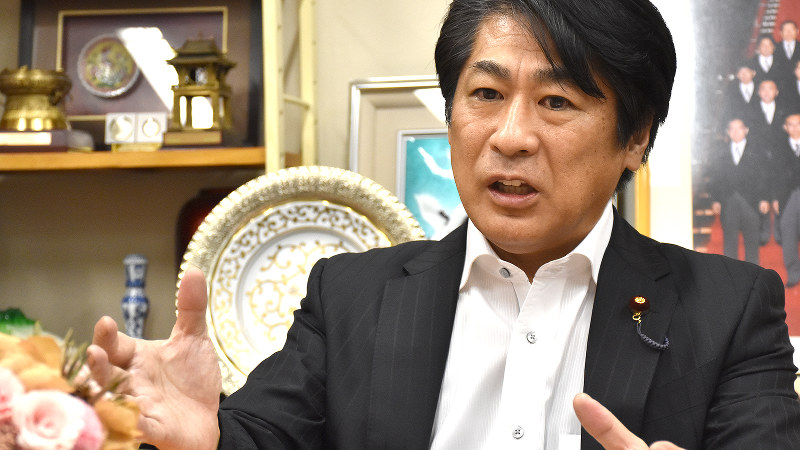 田村憲久氏=須藤孝撮影