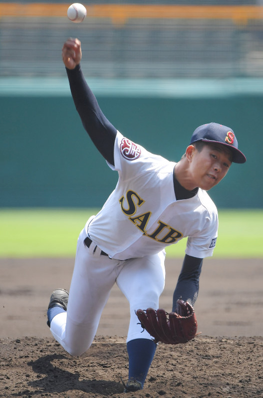 【済美-中央学院】済美の先発・山口直=阪神甲子園球場で2018年8月5日、津村豊和撮影