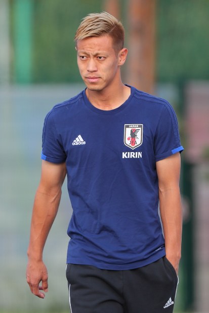 サッカー：本田、メルボルンVへ「クラブ史上最大の契約」 | 毎日新聞