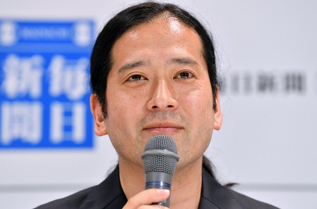 毎日新聞連載小説 全部の力出し切りたい 又吉さん抱負 写真特集1 4 毎日新聞