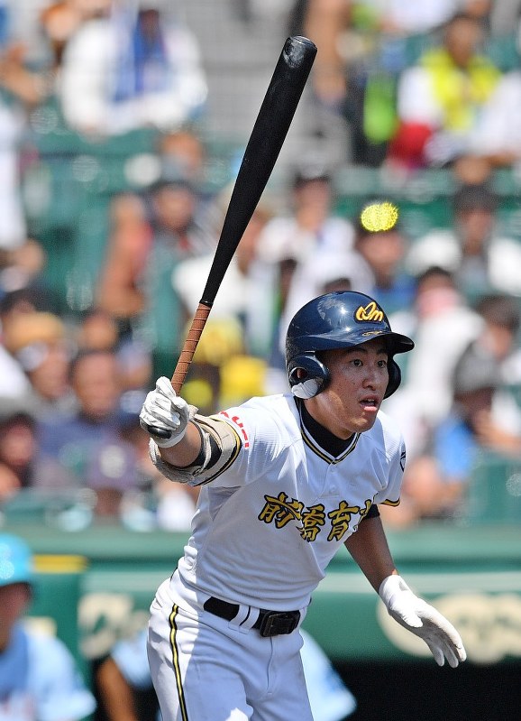 夏の高校野球：2年生の剣持、前橋育英に先取点 | 毎日新聞