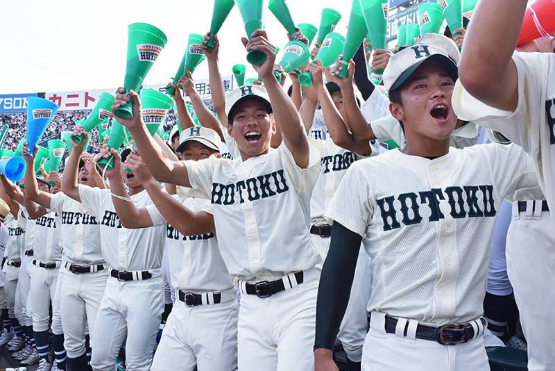 第１００回全国高校野球 報徳 アルプス響く校歌 明石商健闘 あと一歩 その１ 兵庫 毎日新聞