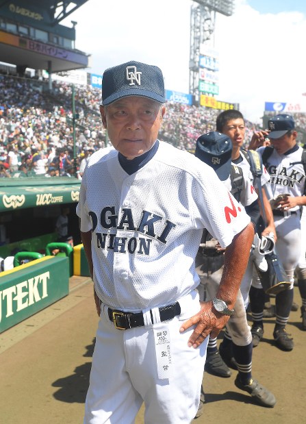 夏の高校野球：選手に感謝 大垣日大の74歳阪口監督 | 毎日新聞