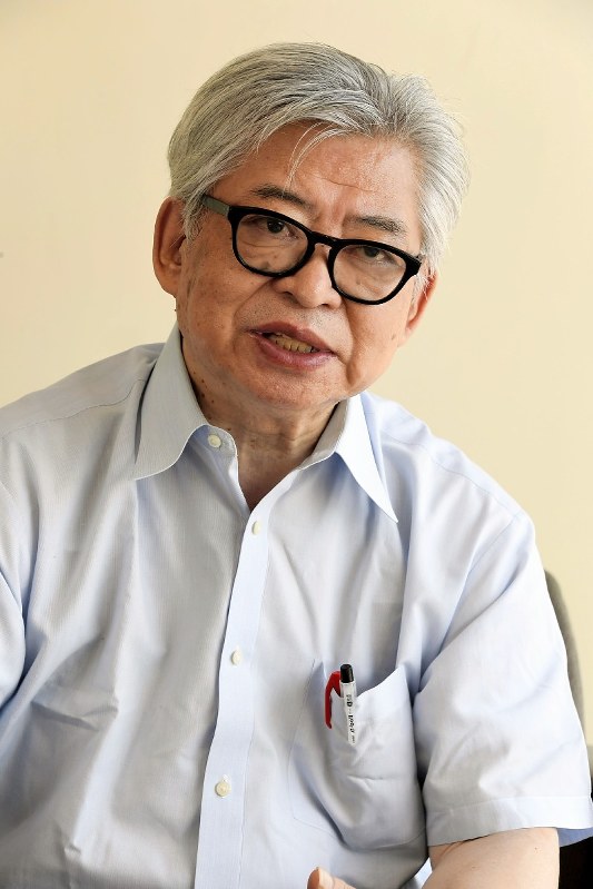 作家の保阪正康さん=根岸基弘撮影