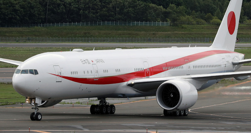 新政府専用機：北海道・千歳基地に到着 | 毎日新聞