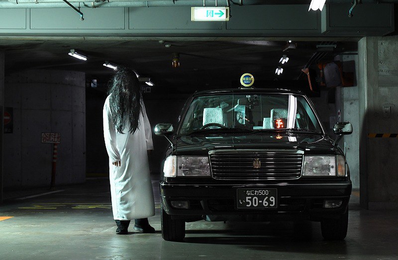 霊感タクシー 大阪市走る 生首や骸骨並ぶ 猛暑サービス 写真特集4 10 毎日新聞