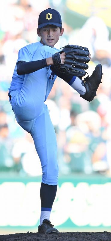 夏の高校野球：準々決勝第4試合 近江（滋賀）―金足農（秋田） [写真