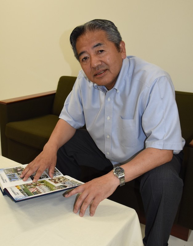 現在は専門学校の校長を務める小野巧さん=秋田市で、川口峻撮影