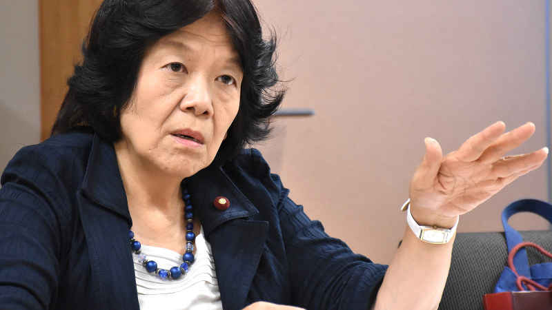 阿部知子氏=須藤孝撮影