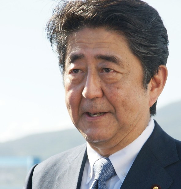 自民党：安倍首相の総裁選公約固まる | 毎日新聞