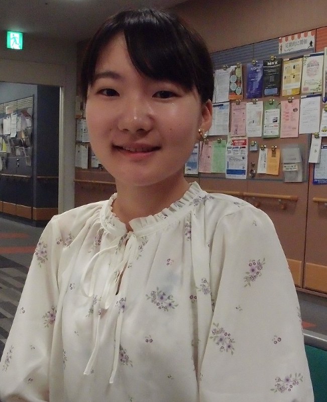 安藤早穂氏