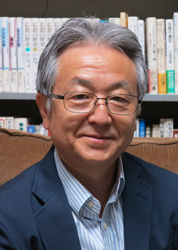 中島隆信氏