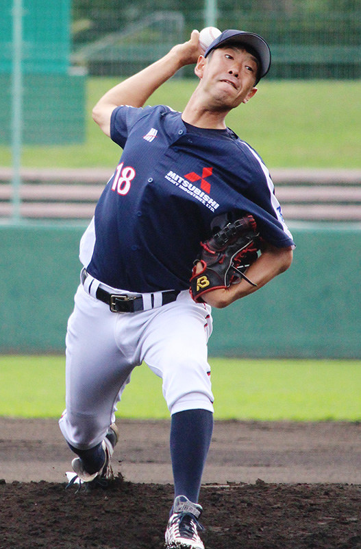 【三菱重工神戸・高砂-ニチダイ】2失点完投勝利を挙げた三菱重工神戸・高砂の守安玲緒投手=京都市右京区のわかさスタジアム京都で、望月靖祥撮影