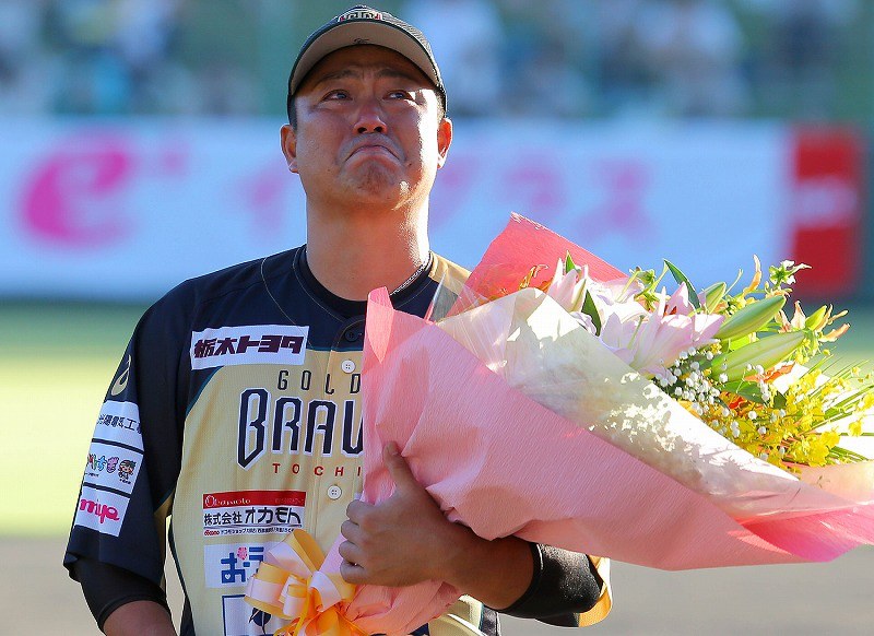 元巨人：村田、涙の引退試合 独立リーグ栃木、今季最終戦 [写真特集17