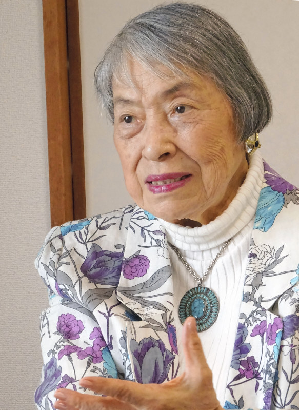 「永田町日記」発信の経緯を語る堂本暁子さん=千葉市中央区で2018年9月6日、青島顕撮影