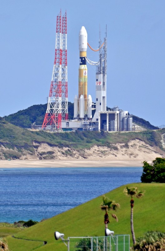 JAXA：「こうのとり」打ち上げH2Bロケットが射点へ [写真