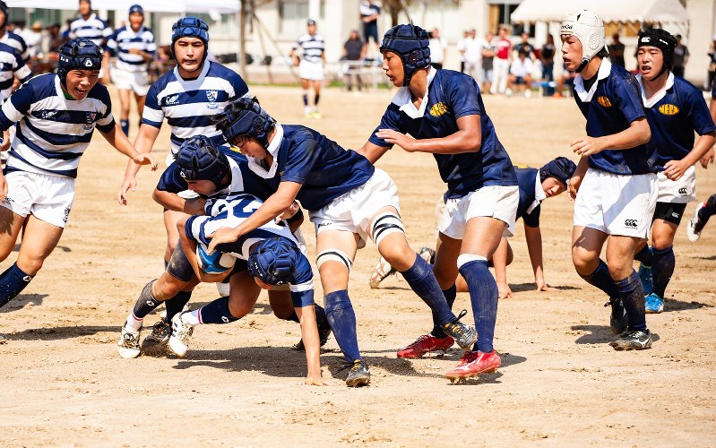 大阪：あの伝統の紺色ジャージーを…北野高ラグビー部復活 | 毎日新聞