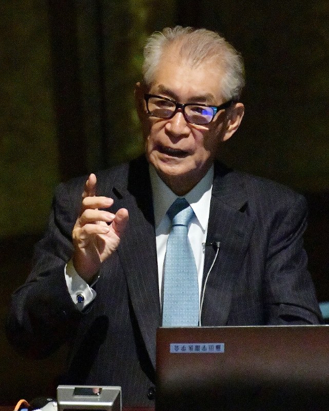 藤田保健衛生大学で講演する京都大高等研究院の本庶佑特別教授=愛知県豊明市で2018年10月5日、兵藤公治撮影
