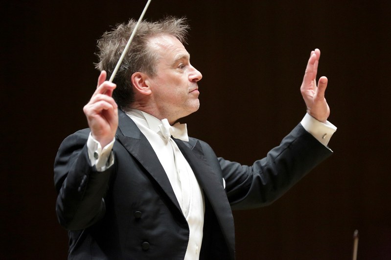 東京交響楽団とは抜群の相性で、名演を披露し続けるジョナサン・ノット (C)大窪道治/TSO