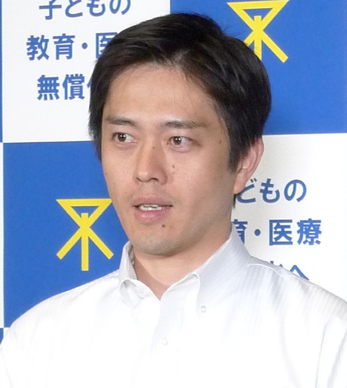 大阪市の吉村洋文市長=岡村崇撮影