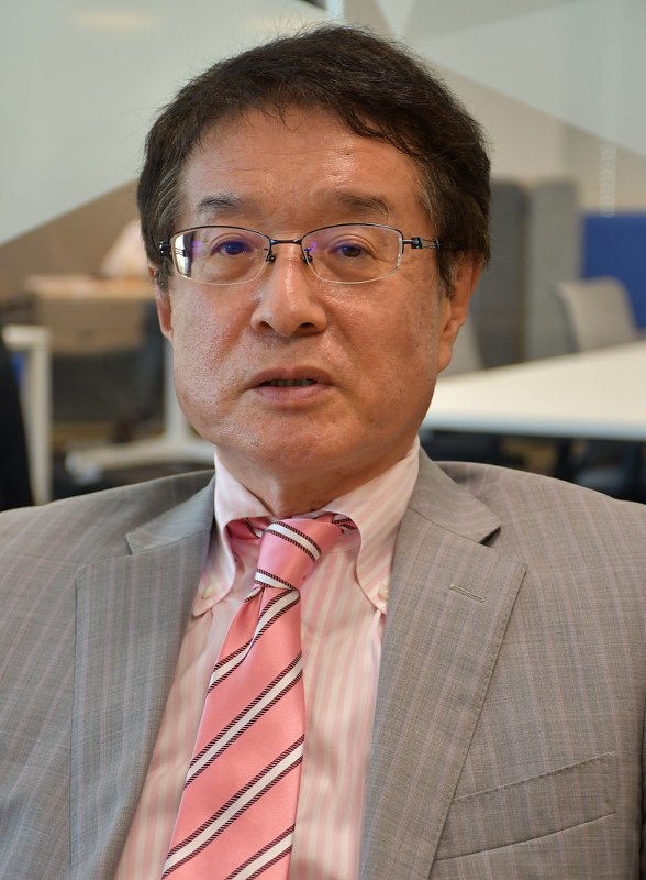藤原洋氏