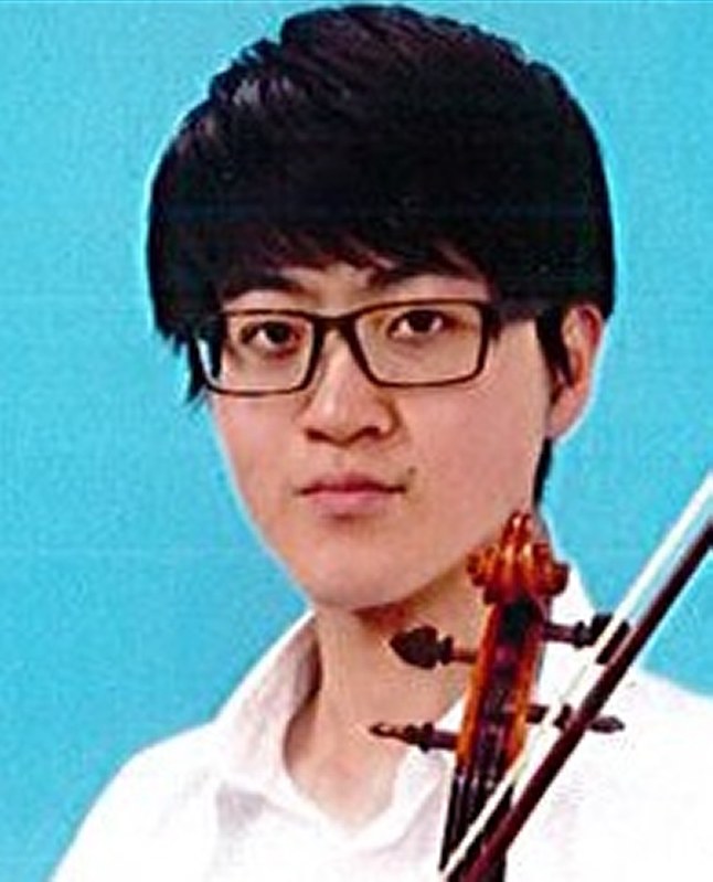 バイオリン1位 山田晃さん