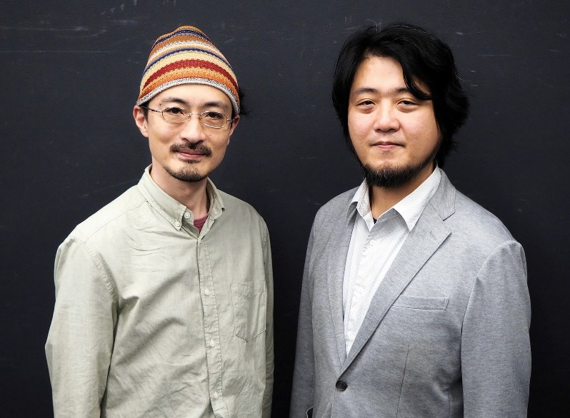 チョコレートケーキ公演「遺産」を演出する日澤雄介(左)と脚本の古川健