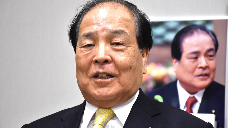 片山虎之助氏=須藤孝撮影