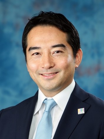 五十嵐立青氏