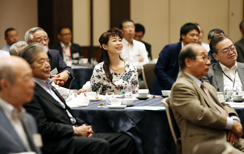 キャンパスｎｏｗ 世界で活躍できる人材教育とは 日本電産会長 京都学園理事長 永守重信氏 毎日新聞