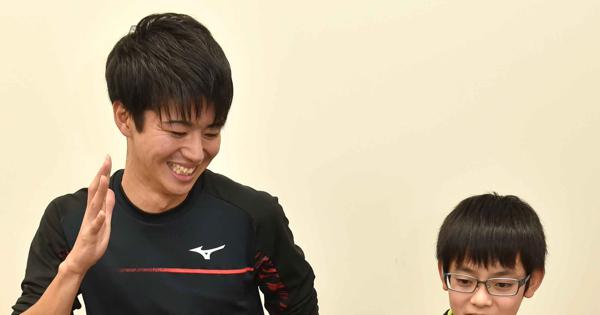 大学倶楽部 関西学院大 陸上短距離 多田選手が走り方指南 飛行機離陸イメージして 毎日新聞