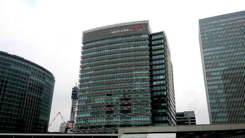 日産本社=2018年9月26日、今沢真撮影